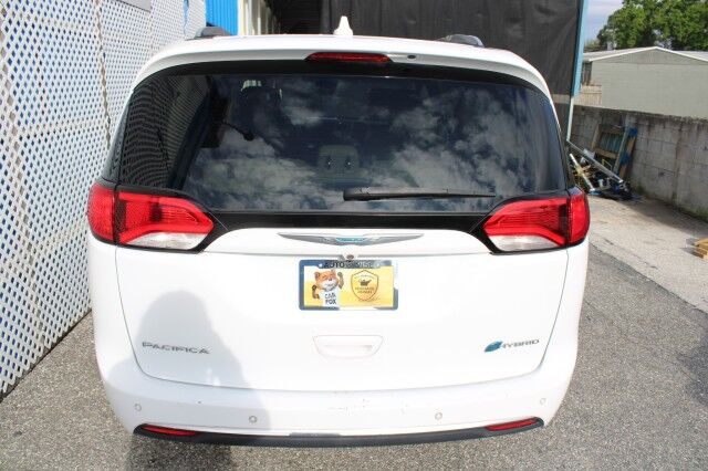 2018 Chrysler Pacifica Hybrid Limited Melbourne FL