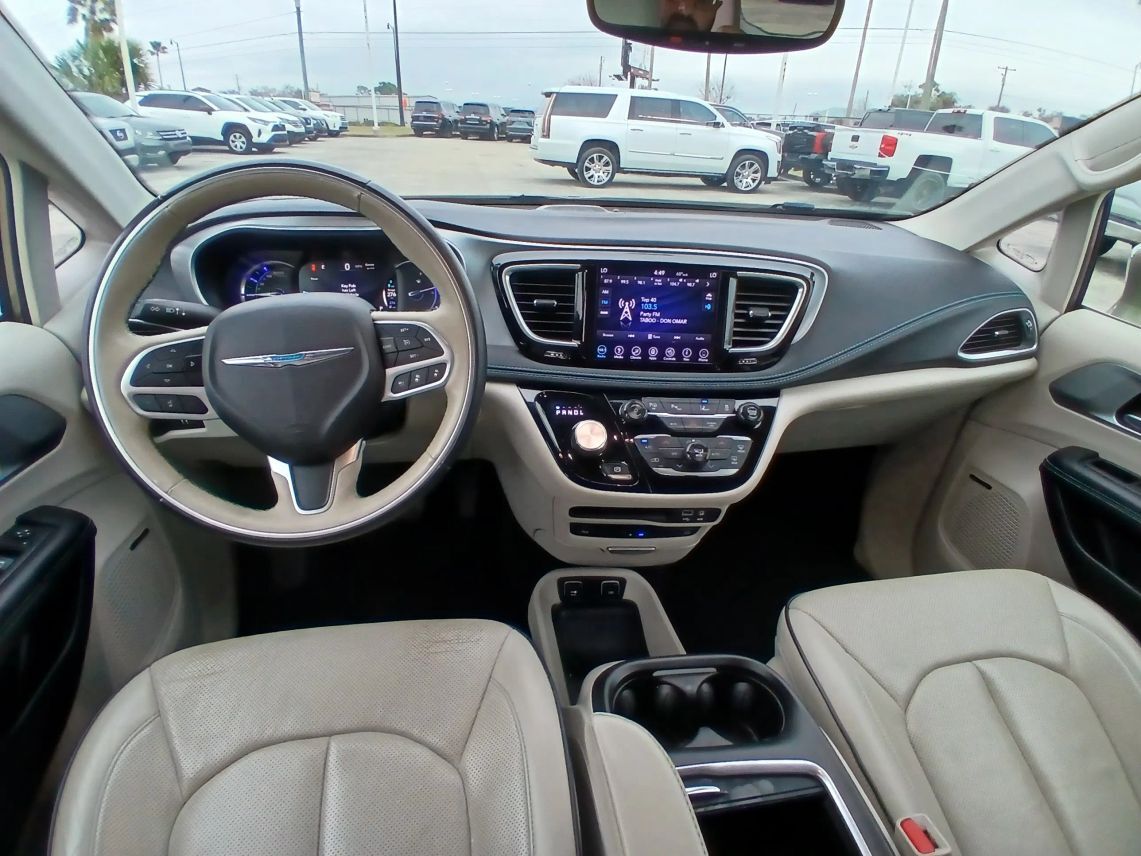 2018 Chrysler Pacifica Hybrid Limited Minivan 4D Maitland FL