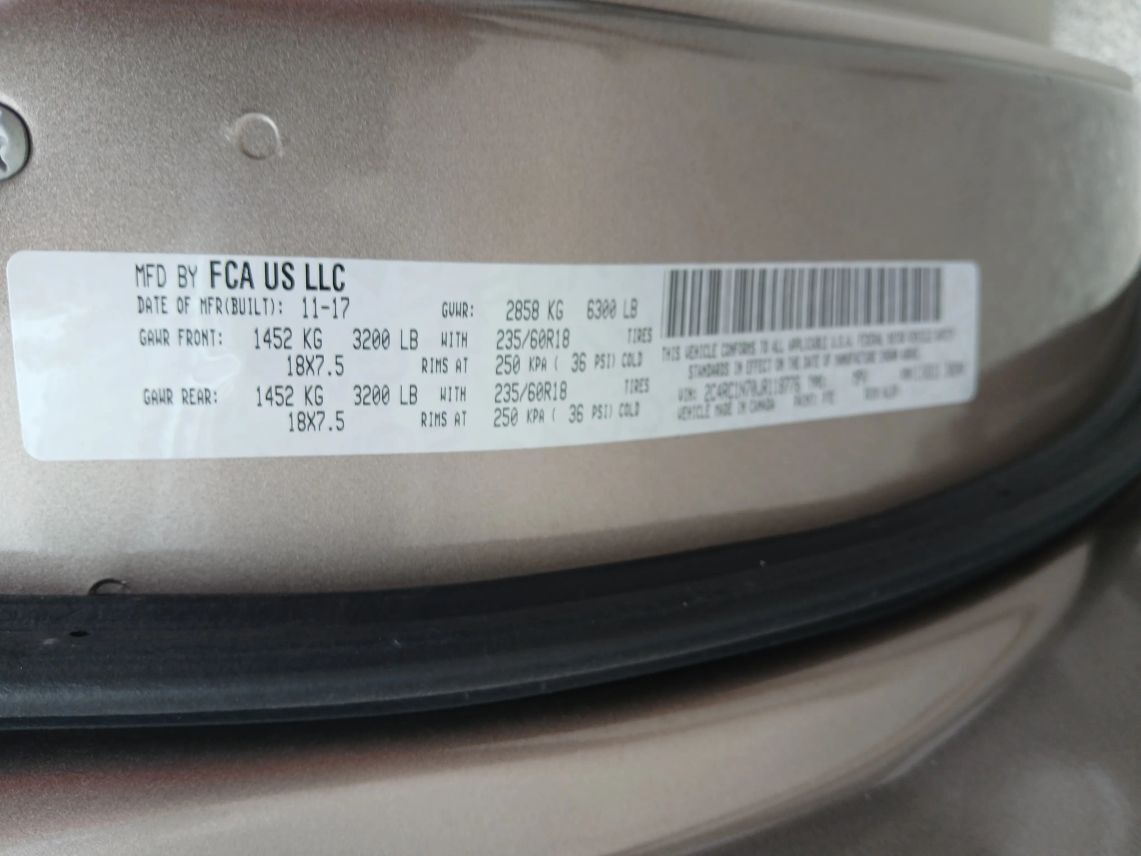 2018 Chrysler Pacifica Hybrid Limited Minivan 4D Maitland FL