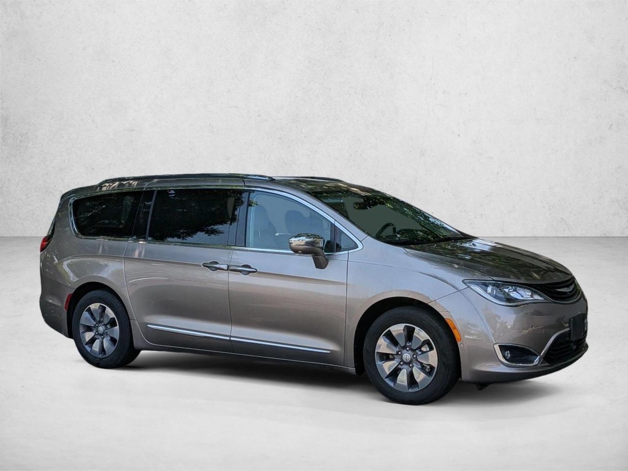2018 Chrysler Pacifica Hybrid Limited
