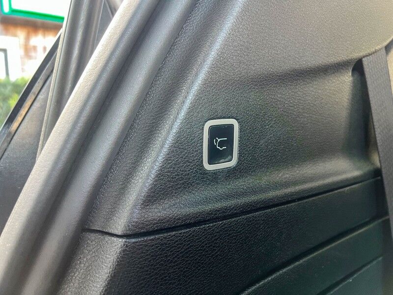 2018 Chrysler Pacifica Hybrid Limited Wilmington NC