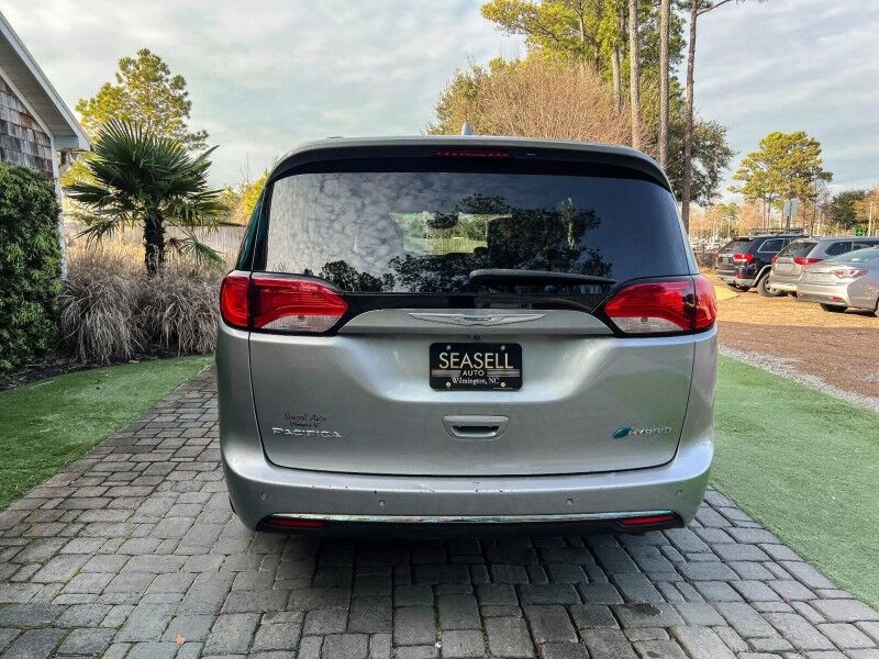 2018 Chrysler Pacifica Hybrid Limited Wilmington NC
