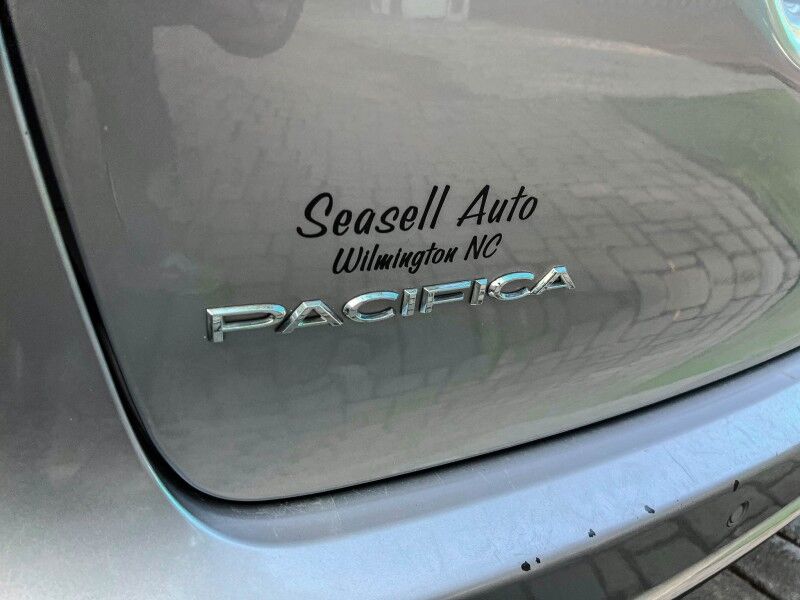 2018 Chrysler Pacifica Hybrid Limited Wilmington NC