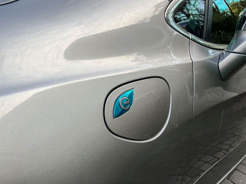 2018 Chrysler Pacifica Hybrid Limited Wilmington NC