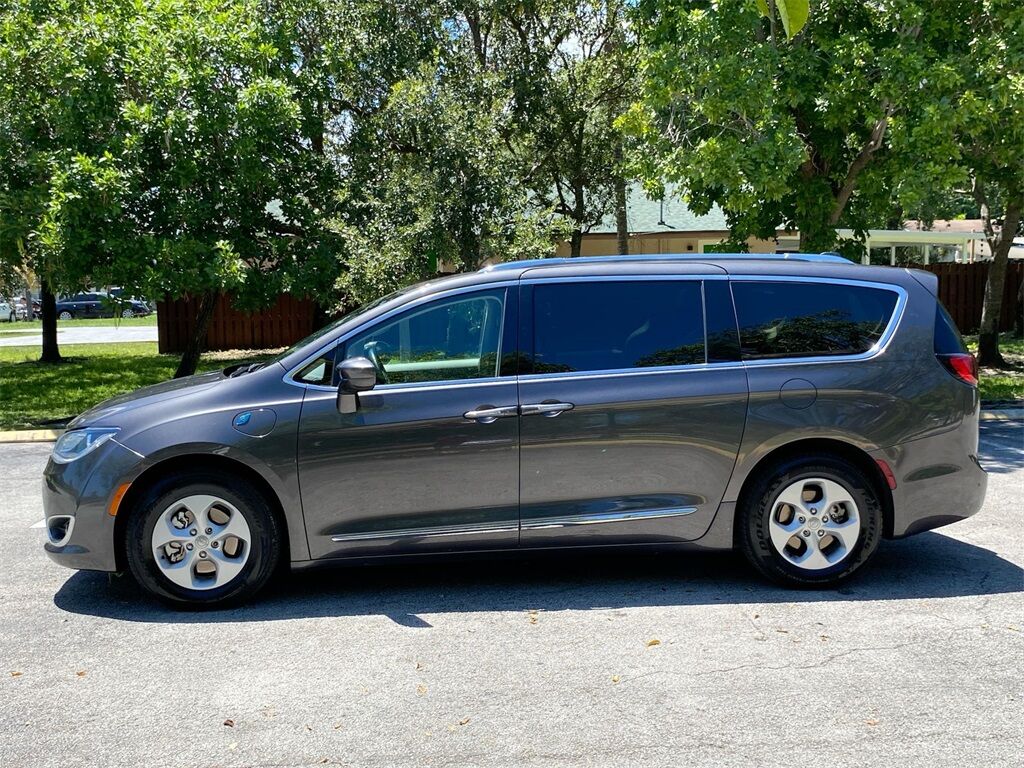 2018 Chrysler Pacifica Hybrid Touring L Miramar FL