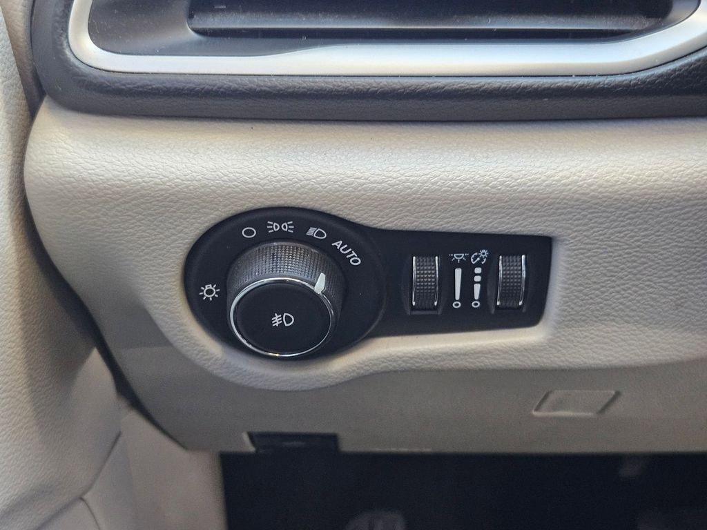 2018 Chrysler Pacifica Hybrid Touring L Gresham OR