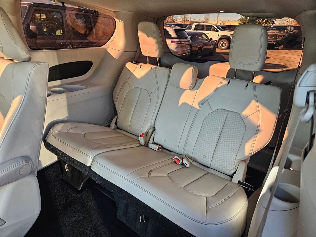 2018 Chrysler Pacifica Hybrid Touring L Gresham OR