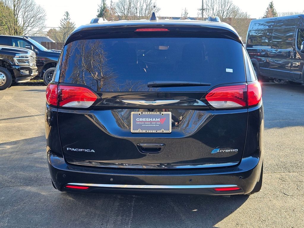2018 Chrysler Pacifica Hybrid Touring L Gresham OR