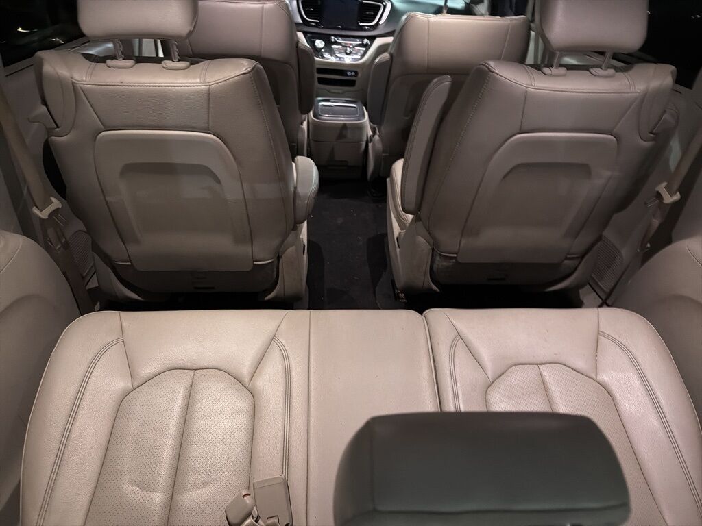 2018 Chrysler Pacifica Hybrid Touring L Gresham OR