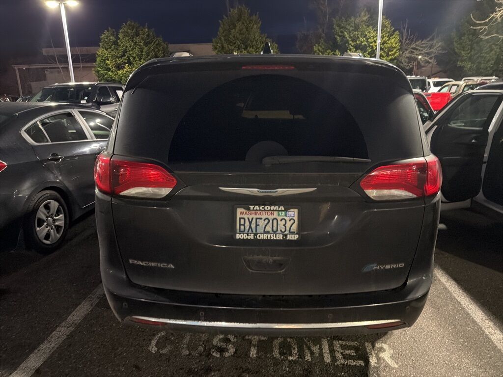 2018 Chrysler Pacifica Hybrid Touring L Gresham OR