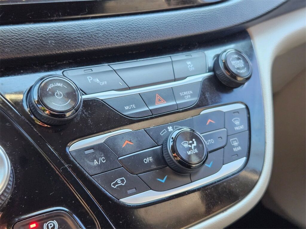 2018 Chrysler Pacifica Hybrid Touring L Gresham OR