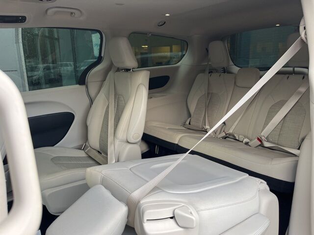 2018 Chrysler Pacifica Hybrid Touring Plus