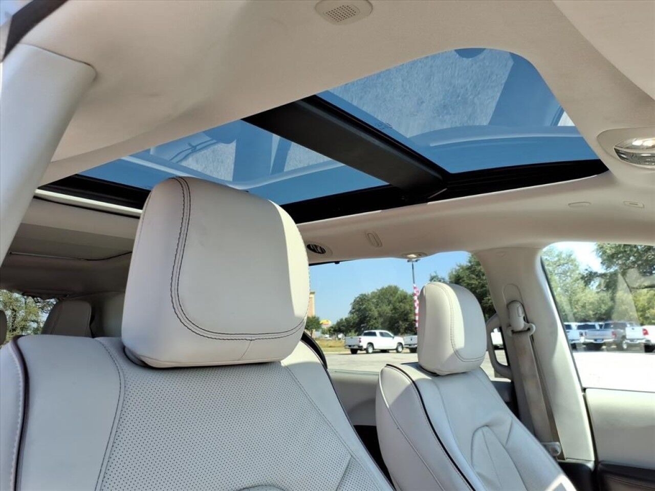 2018 Chrysler Pacifica Limited Uvalde TX