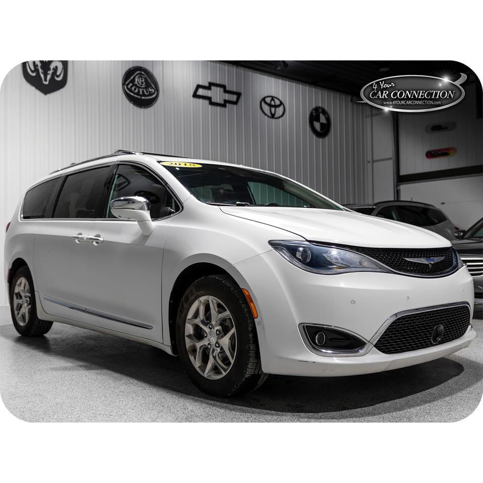 2018 Chrysler Pacifica Limited 7-Passenger Cranberry PA