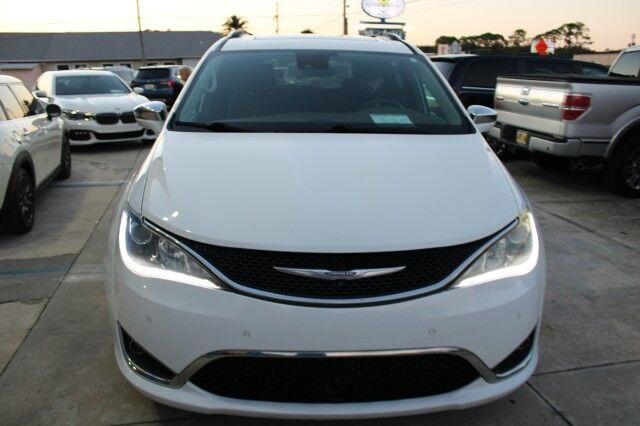 2018 Chrysler Pacifica Limited Melbourne FL