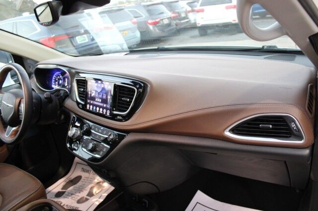 2018 Chrysler Pacifica Limited Melbourne FL