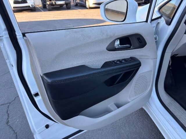 2018 Chrysler Pacifica Limited Mesa AZ