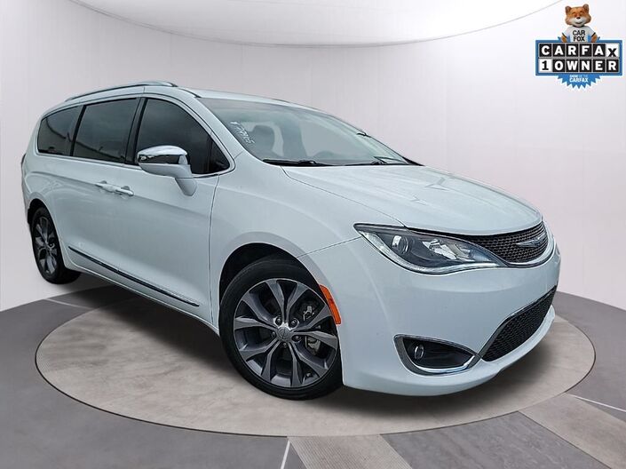2018 Chrysler Pacifica Limited Oshkosh WI