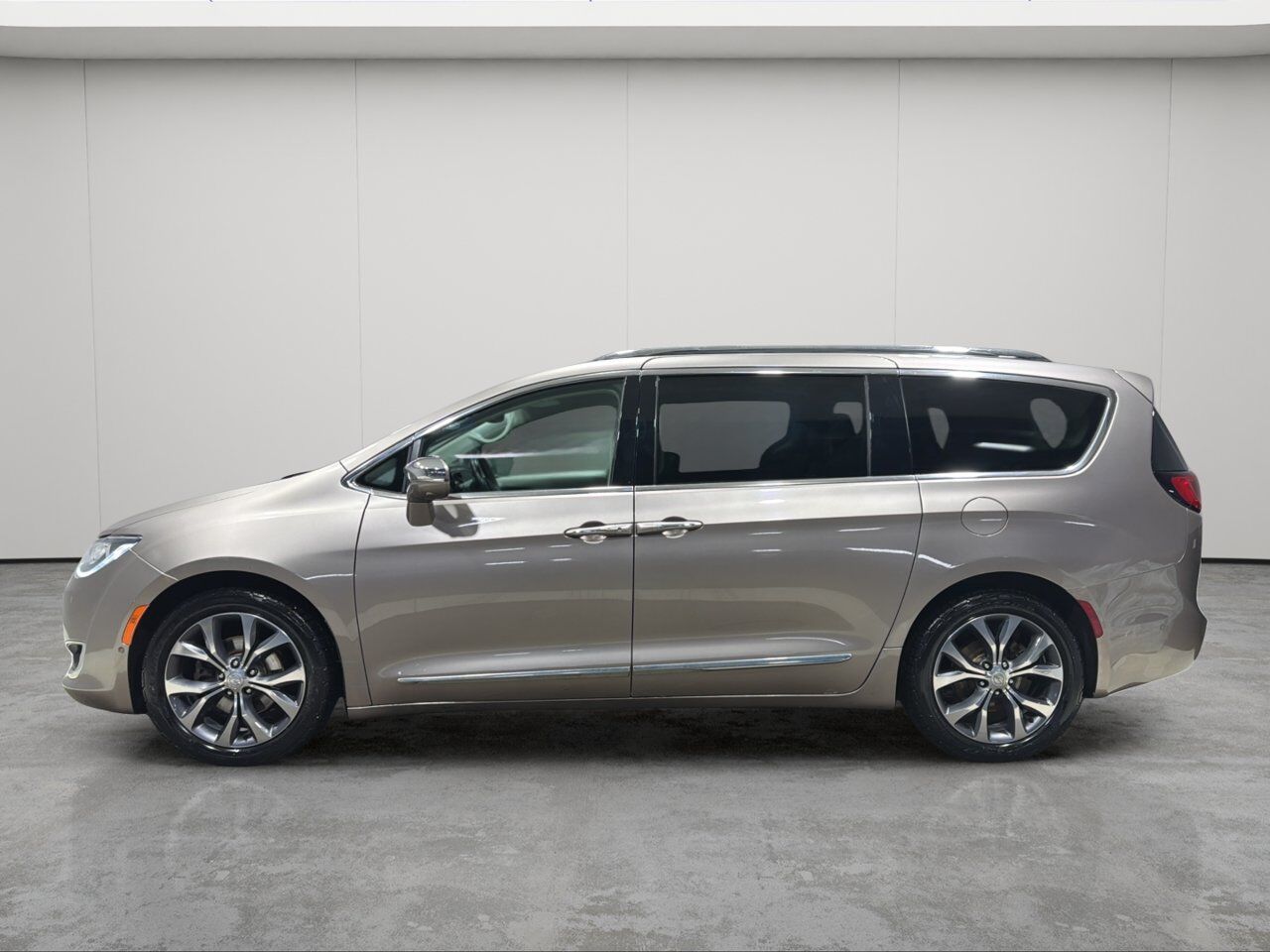 2018 Chrysler Pacifica Limited Sherwood Park AB