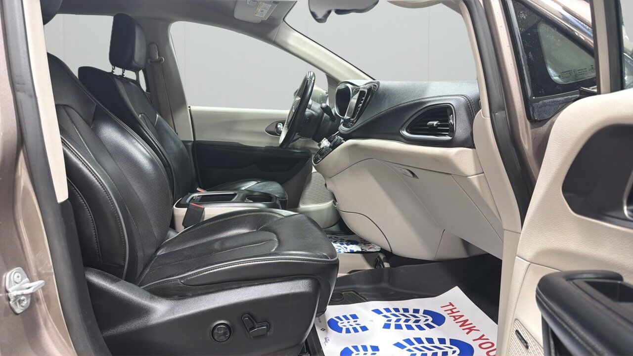 2018 Chrysler Pacifica Limited Sherwood Park AB