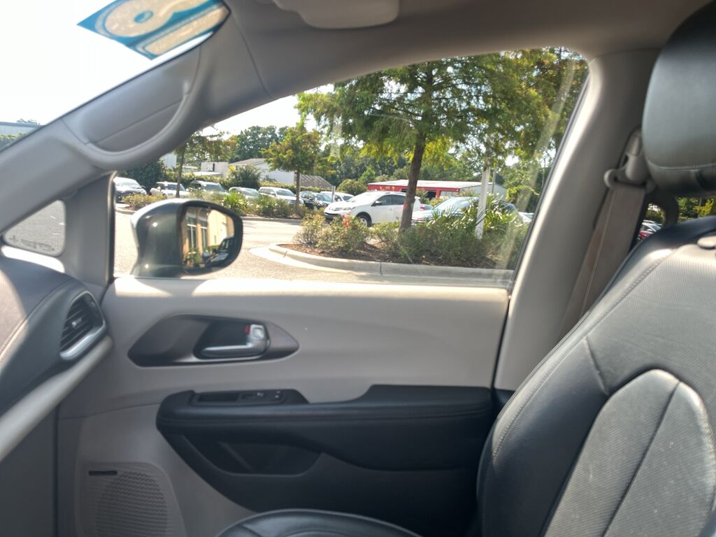 2018 Chrysler Pacifica Limited Wilmington NC