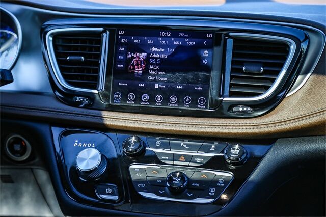 2018 Chrysler Pacifica Limited Tacoma WA
