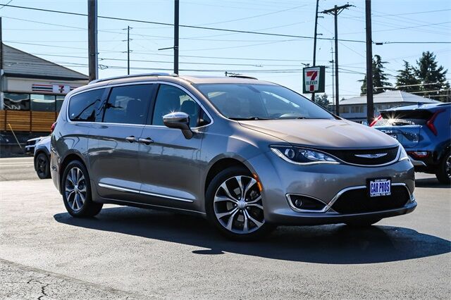 2018 Chrysler Pacifica Limited Tacoma WA