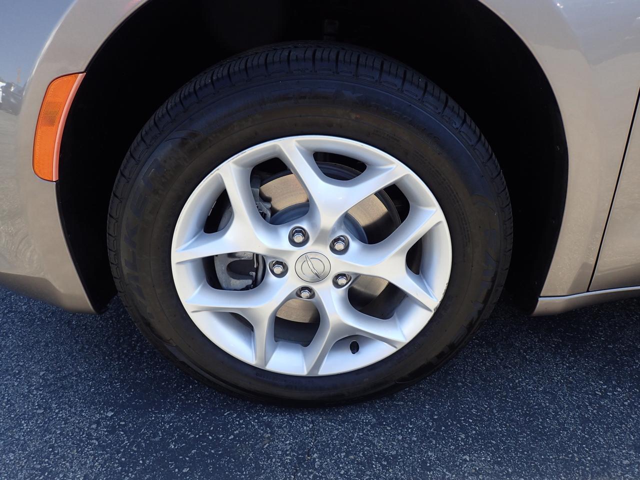 2018 Chrysler Pacifica Touring L Anaheim CA