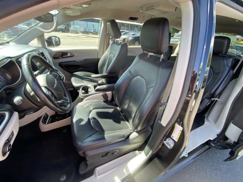 2018 Chrysler Pacifica Touring L Bristol  PA