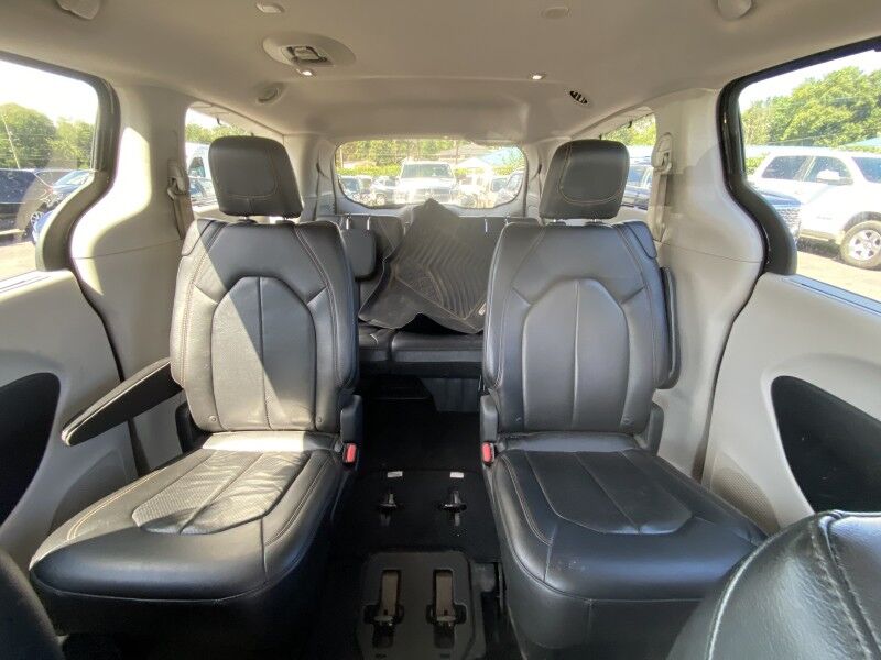 2018 Chrysler Pacifica Touring L Bristol  PA