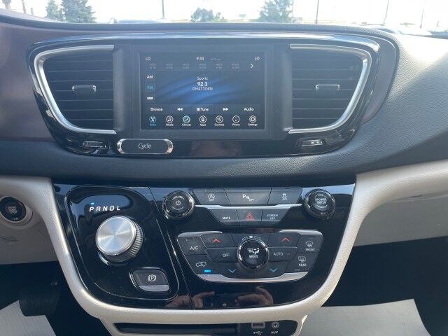 2018 Chrysler Pacifica Touring L Cleveland OH