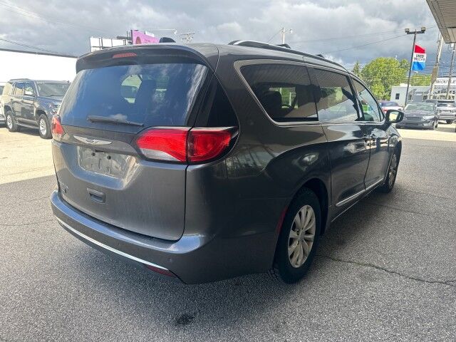 2018 Chrysler Pacifica Touring L Cleveland OH
