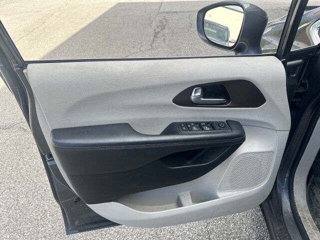2018 Chrysler Pacifica Touring L Cleveland OH