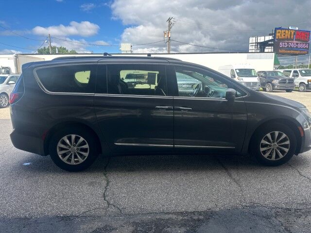 2018 Chrysler Pacifica Touring L Cleveland OH