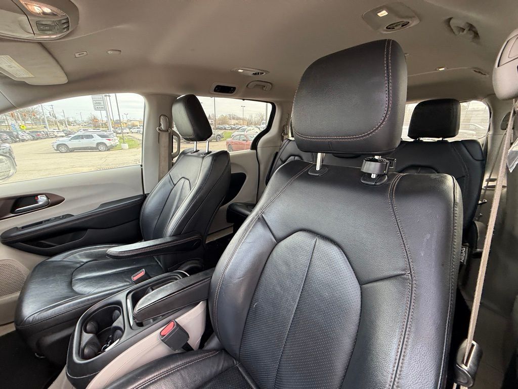 2018 Chrysler Pacifica Touring L Crestwood KY