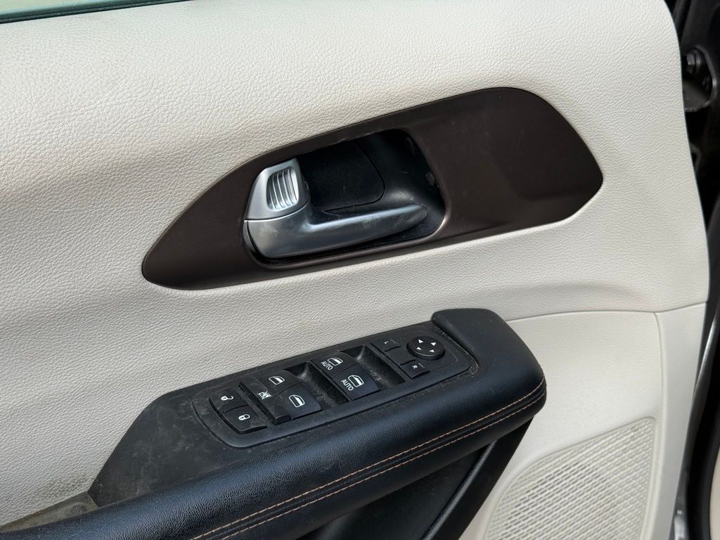 2018 Chrysler Pacifica Touring L Crestwood KY