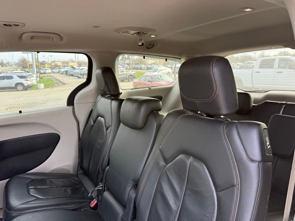 2018 Chrysler Pacifica Touring L Crestwood KY