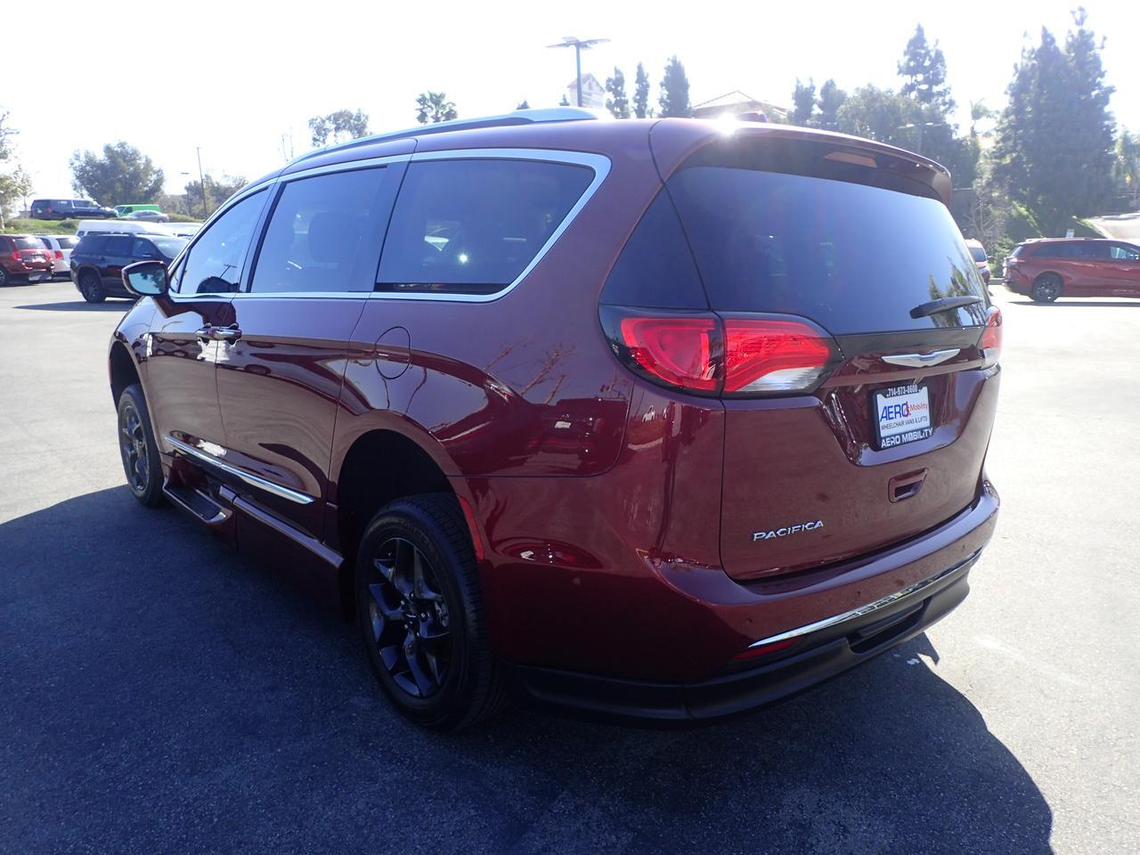 2018 Chrysler Pacifica Touring L Plus Anaheim CA