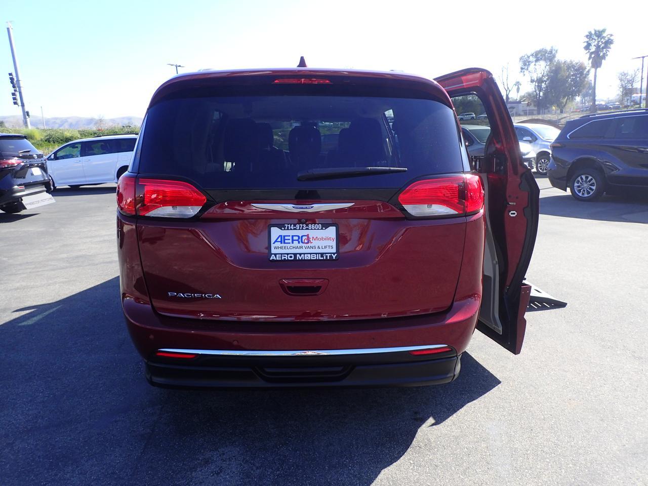 2018 Chrysler Pacifica Touring L Plus Anaheim CA