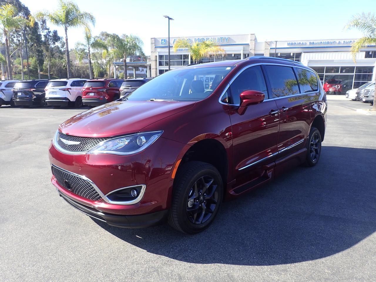 2018 Chrysler Pacifica Touring L Plus Anaheim CA