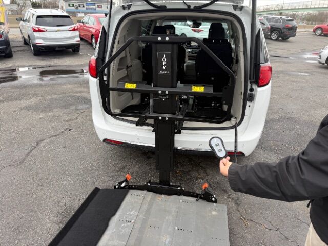 2018 Chrysler Pacifica Touring L Plus East Islip NY