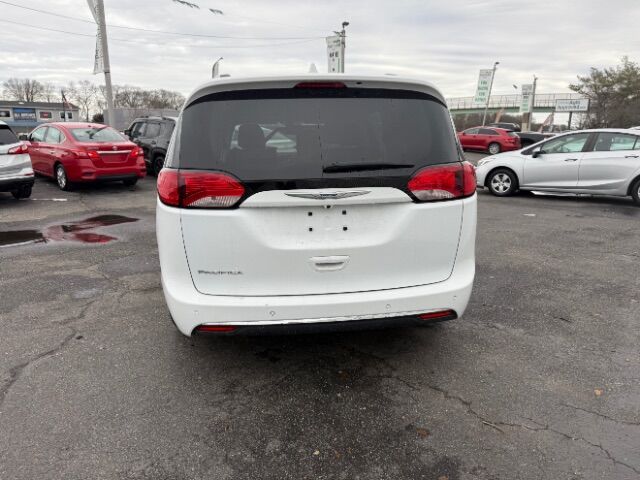 2018 Chrysler Pacifica Touring L Plus East Islip NY