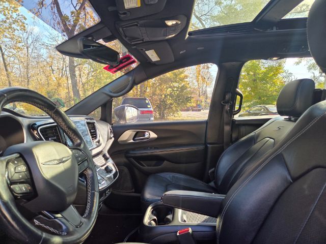 2018 Chrysler Pacifica Touring L Plus Elgin IL