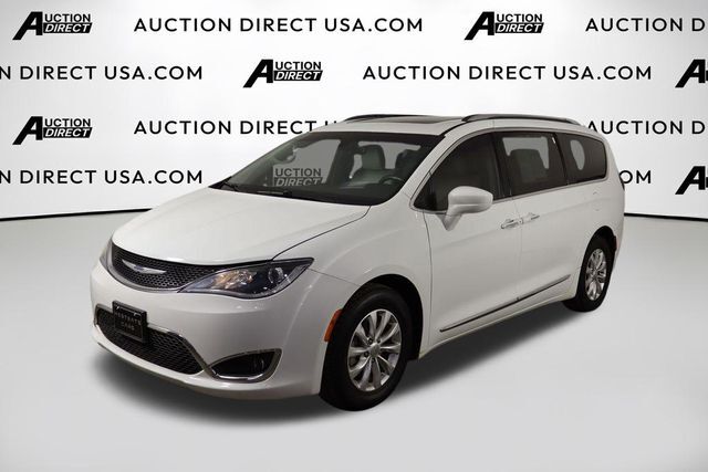 2018 Chrysler Pacifica Touring L Plus