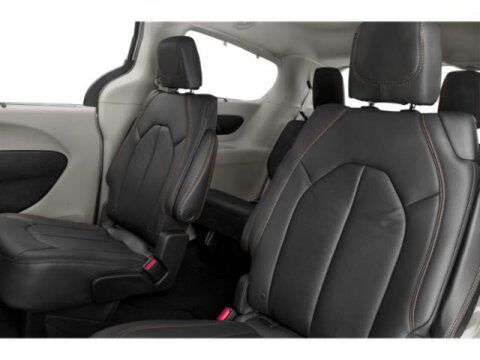 2018 Chrysler Pacifica Touring L Plus Winder GA