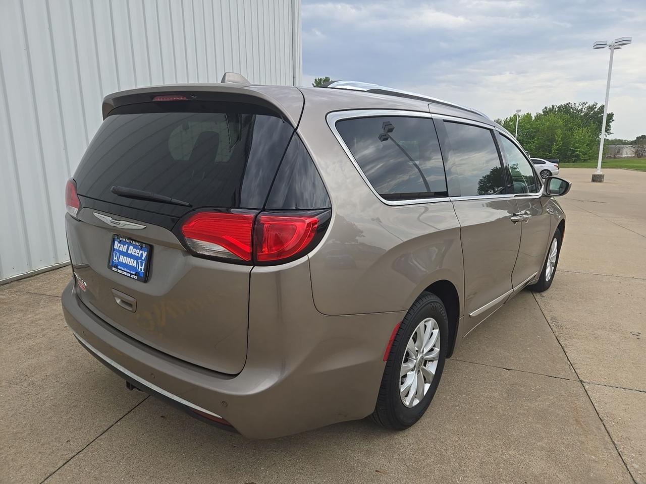 2018 Chrysler Pacifica Touring L West Burlington IA