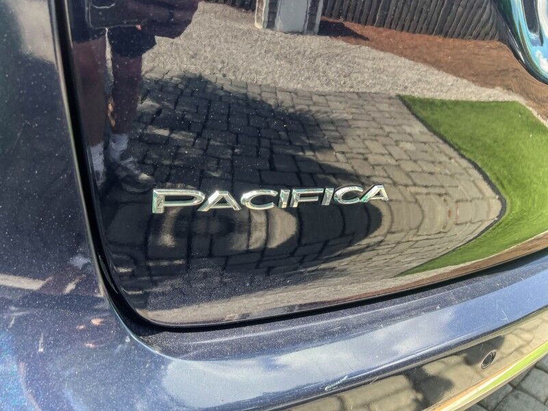 2018 Chrysler Pacifica Touring L Wilmington NC