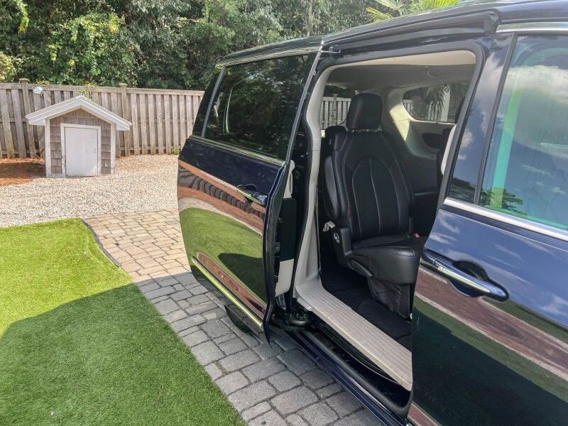 2018 Chrysler Pacifica Touring L Wilmington NC