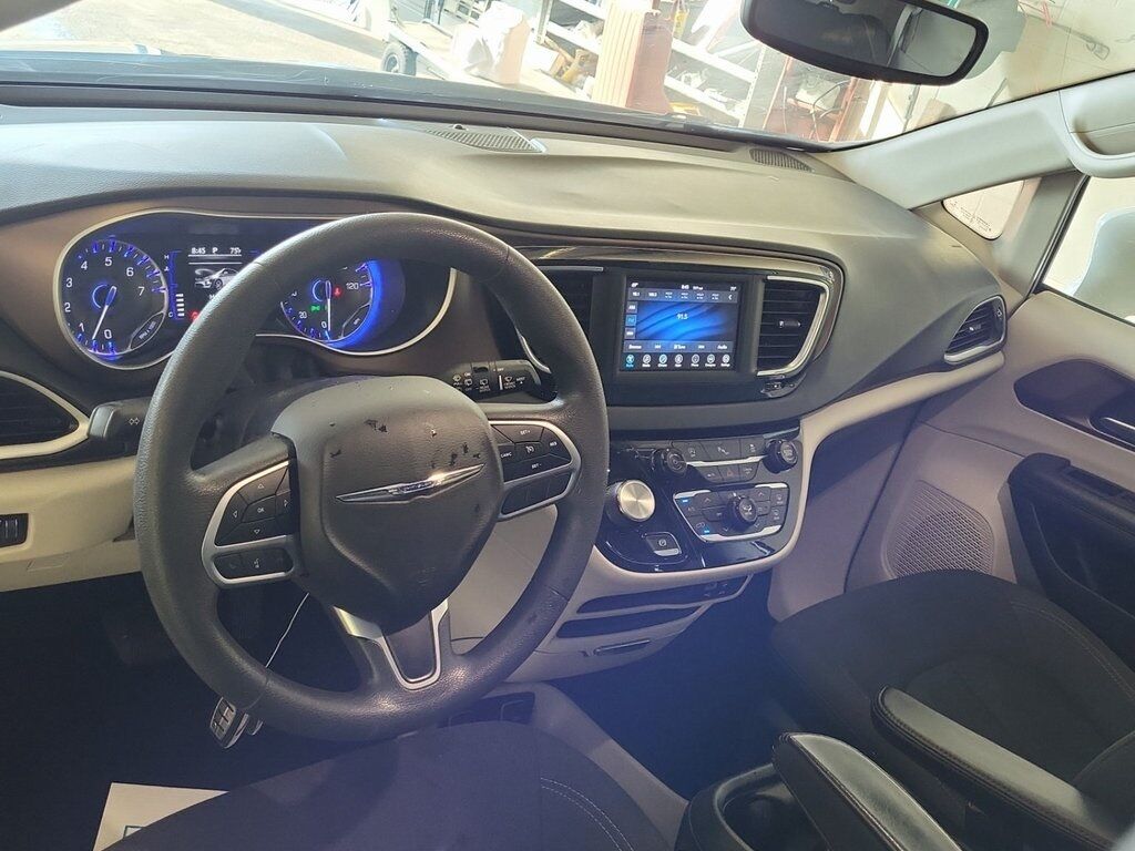 2018 Chrysler Pacifica Touring Plus Akron OH