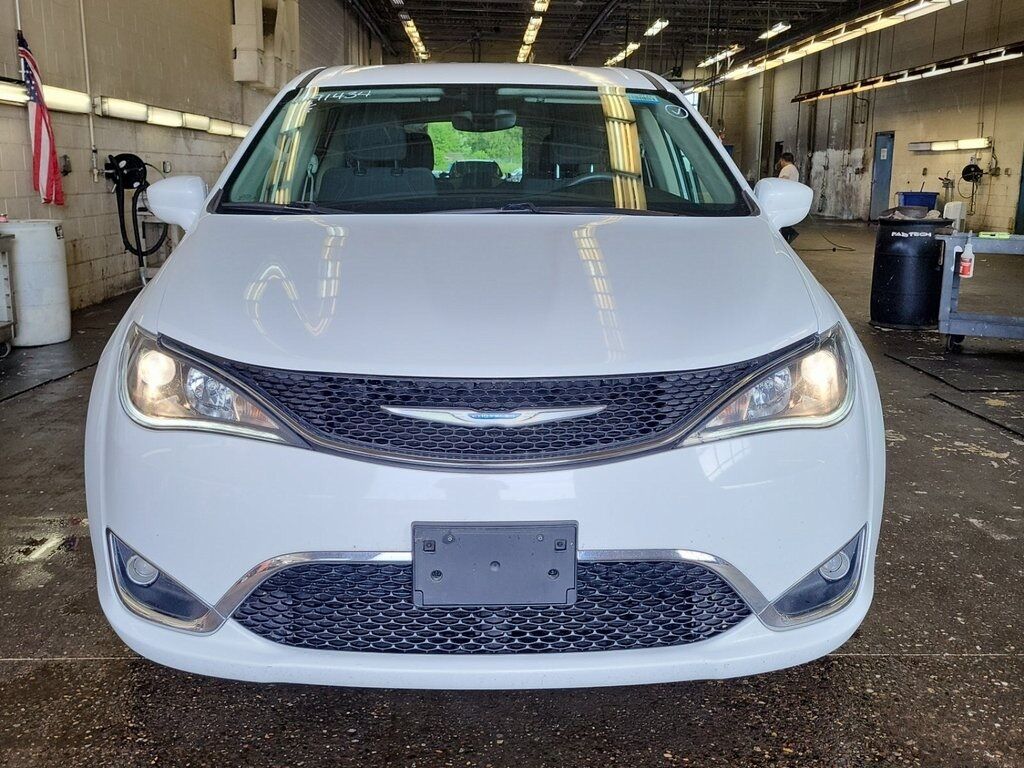 2018 Chrysler Pacifica Touring Plus Akron OH